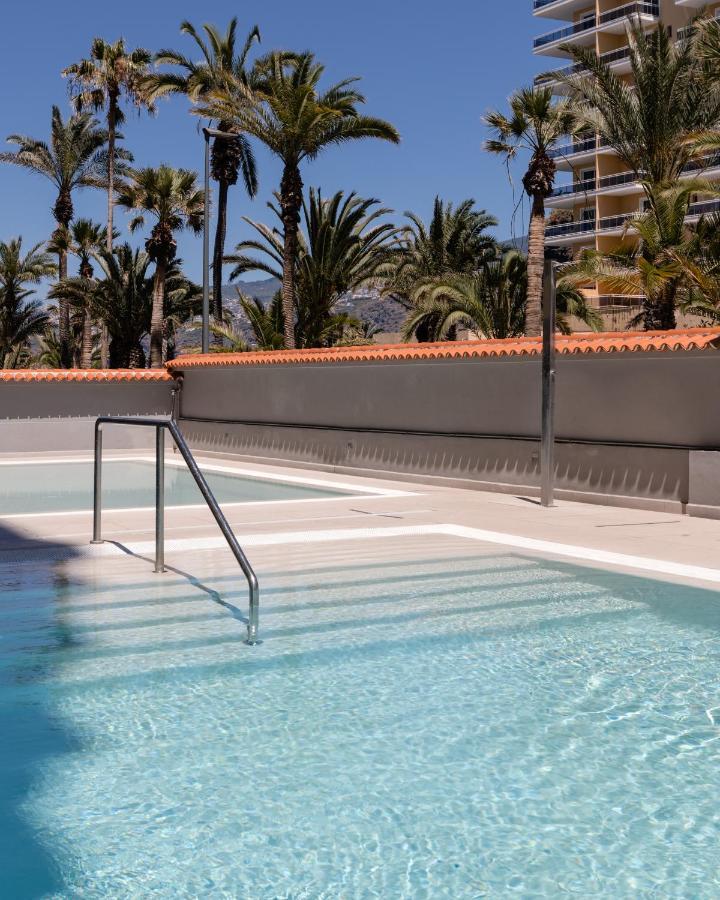Palmeras Playa Studio: Pools, Beach, Sun & Shore Puerto de la Cruz Kültér fotó