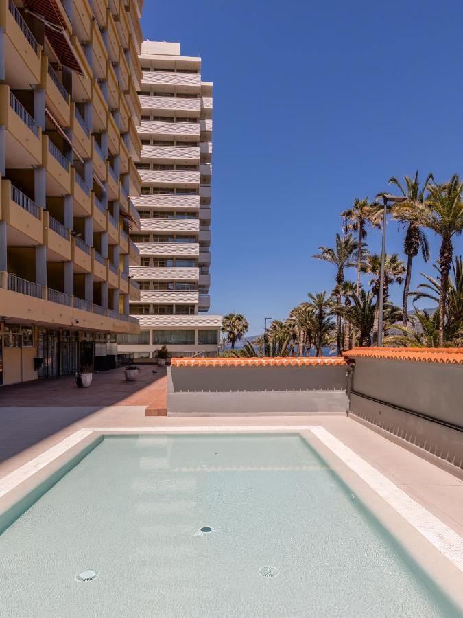 Palmeras Playa Studio: Pools, Beach, Sun & Shore Puerto de la Cruz Kültér fotó